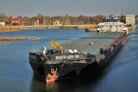 Установка судового тифона Зевс-140 на судно ВолгоДон 189
